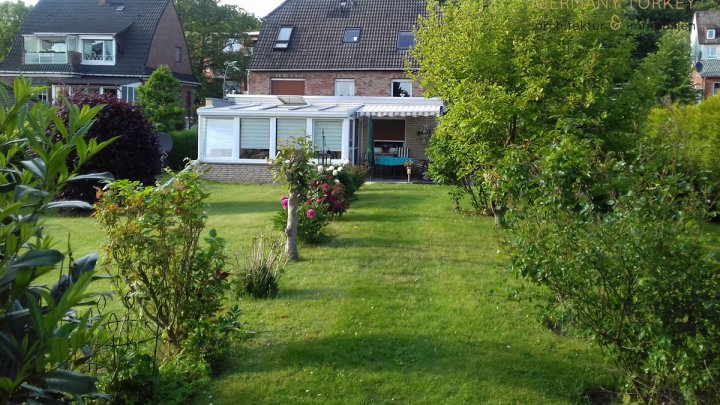 Ideal für Bauträger einzigartiges Baugrundstück für Wohn- und Gewerbebebauung in Hamburg- Bergedorf