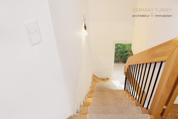 Perfekt geschnittenes Einfamilienhaus inmitten grüner Umgebung vor den Toren Hamburgs für 3 Jahre zu vermieten! 