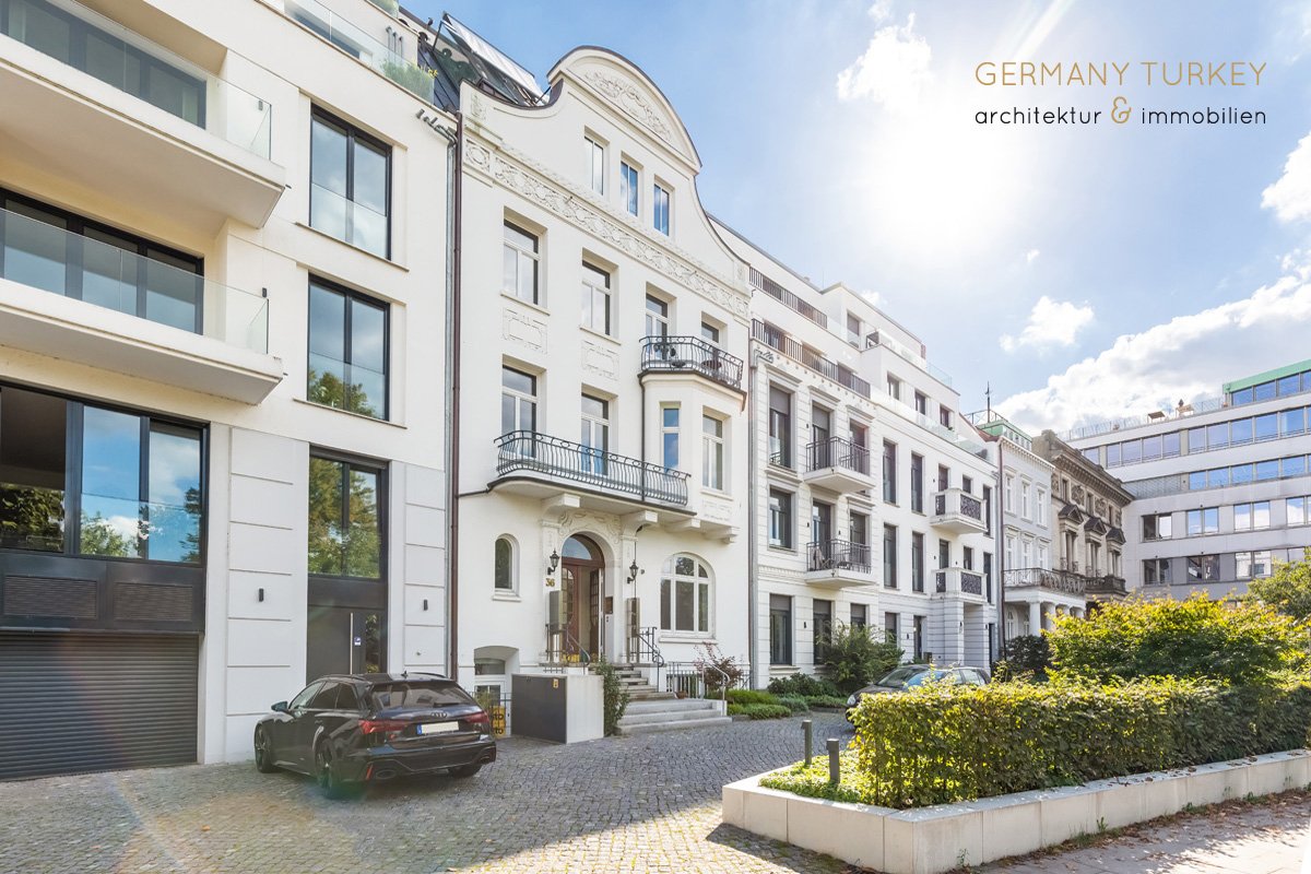 VERMIETET -  An der Alster - Wohnen und arbeiten an einer von Hamburgs besten Adressen