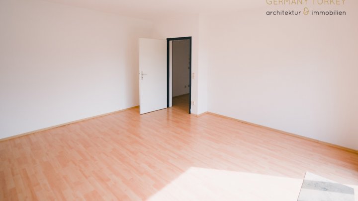 WG-geeignete Wohnung in schöner und naturnaher Lage