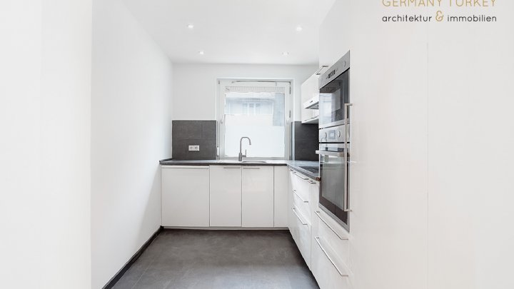 Frisch renoviert, naturnah und urban: Ihre 3-Zimmer-Wohnung wartet in Wandsbek auf Sie!