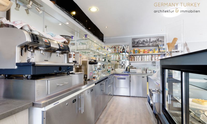 Ein Traum wird wahr: Ihr eigenes prämiertes Eiscafé mitten in Hamburg wartet auf Sie!