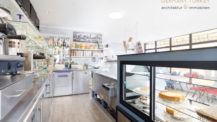 Ein Traum wird wahr: Ihr eigenes prämiertes Eiscafé mitten in Hamburg wartet auf Sie!