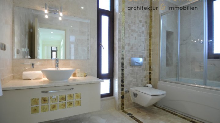 Villen mit atemberaubenden Blick in Luxusresidenz