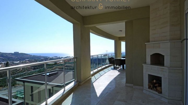 Villen mit atemberaubenden Blick in Luxusresidenz