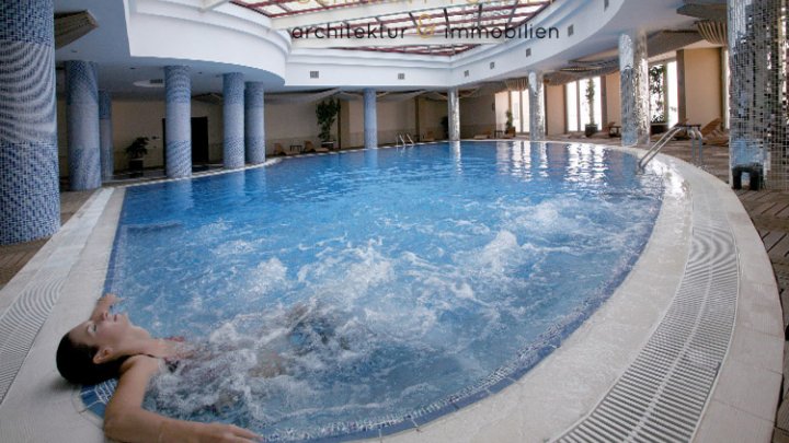 Villen mit atemberaubenden Blick in Luxusresidenz