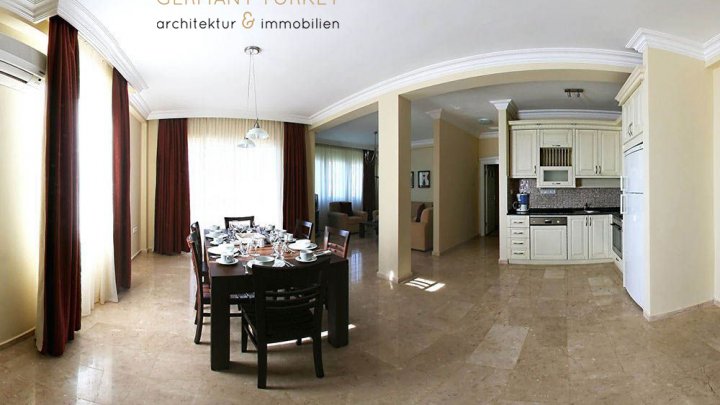 Villen mit atemberaubenden Blick in Luxusresidenz