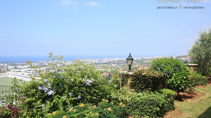 Villa mit Panoramablick