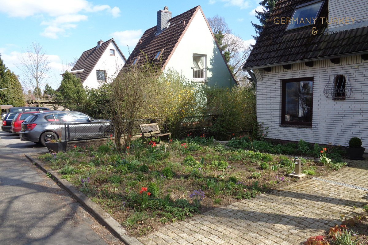 Baugrundstück für ein Einfamilienhaus in attraktiver Hanglage